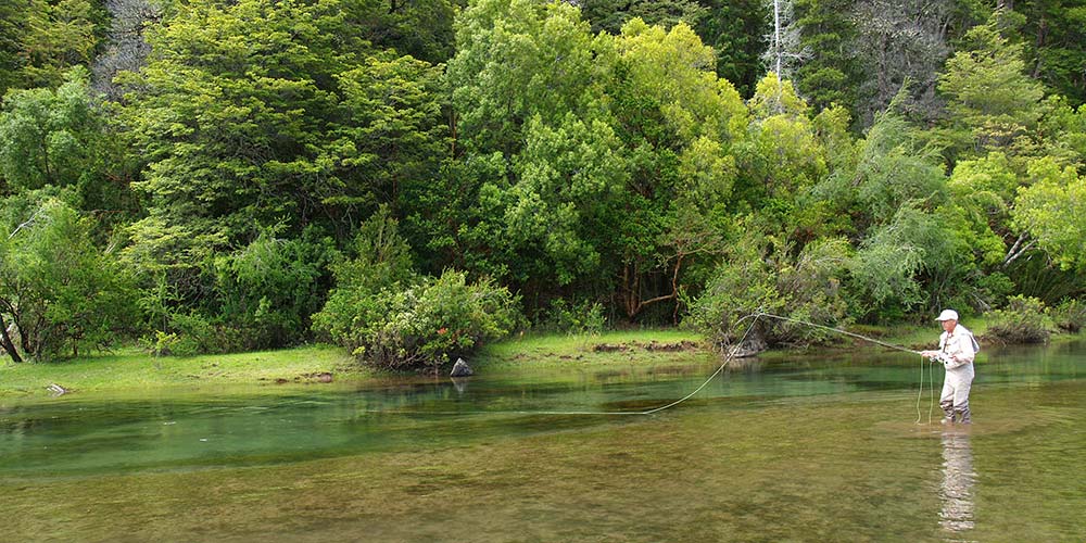 Pesca en Río Arrayanes - Foto: Balero Producciones Esquel